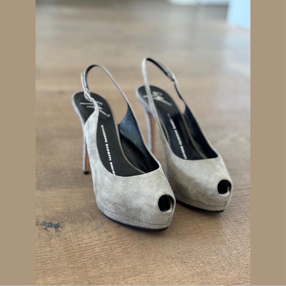 giuseppe zanotti gray suede sling back peep toe heels